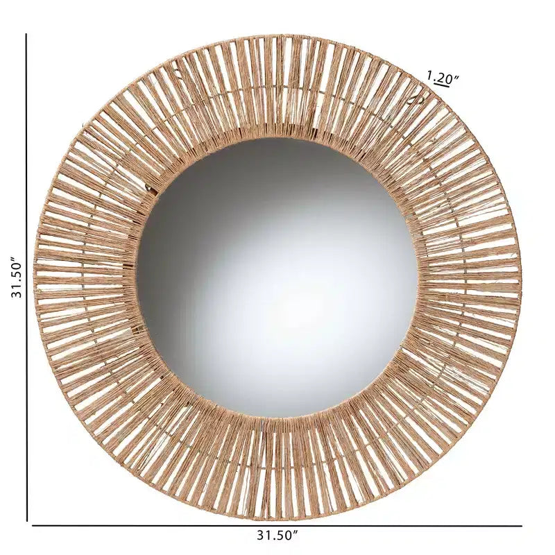 Miroir décoratif suspendu de style bohème moderne en métal et jonc de mer brun naturel.