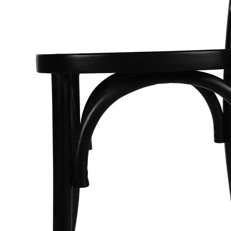 Chaises de salle à manger empilables en bois massif de qualité commerciale avec un dossier au design exquis.