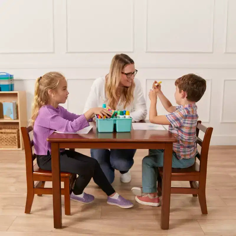 Table carrée en bois dur de 30 po x 30 po avec pieds de 22 po, Meubles pour enfants