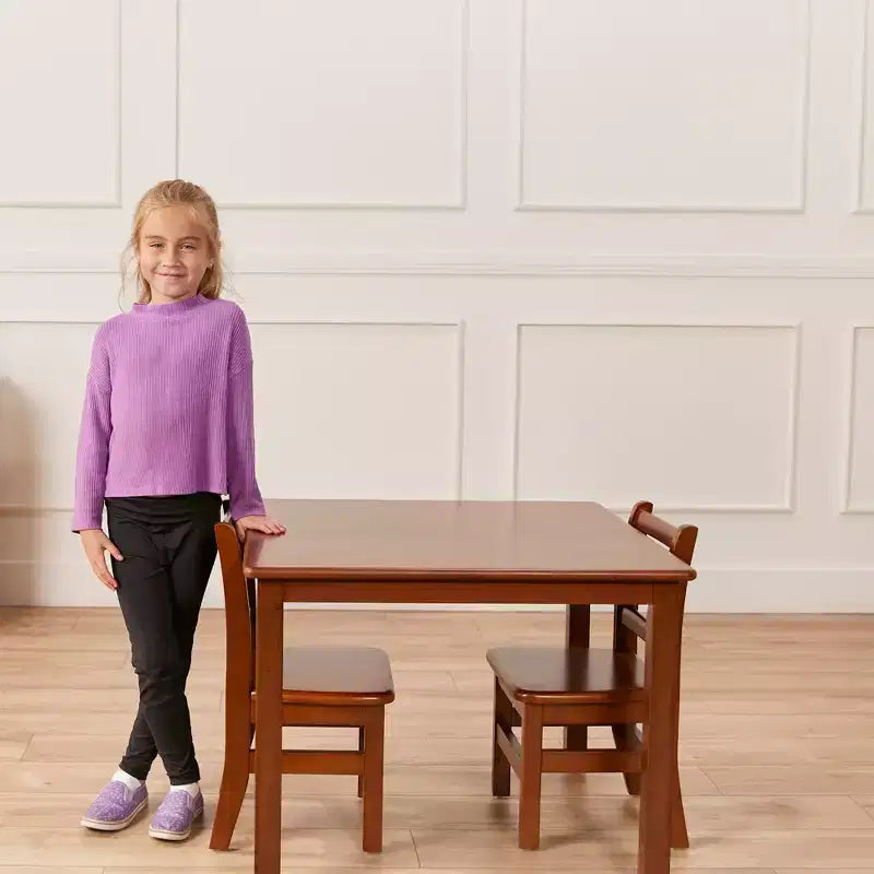 Table carrée en bois dur de 30 po x 30 po avec pieds de 22 po, Meubles pour enfants