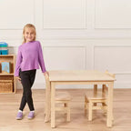 Table carrée en bois dur de 30 po x 30 po avec pieds de 22 po, Meubles pour enfants