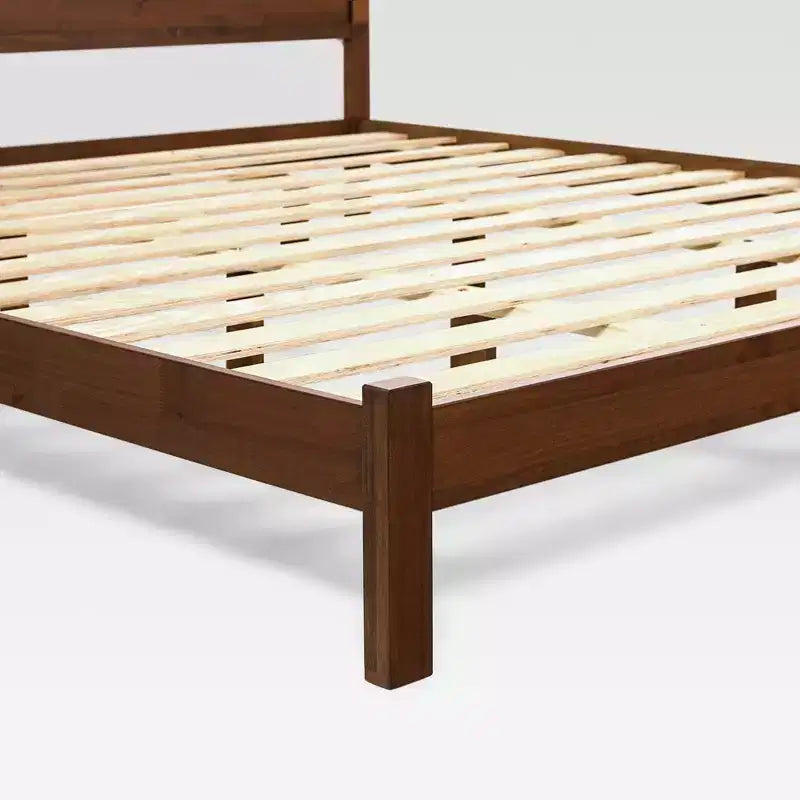 Lit King size Boho avec tête de lit cintrée en pin massif